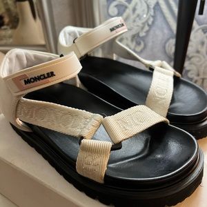 Moncler Flavia sandals 36